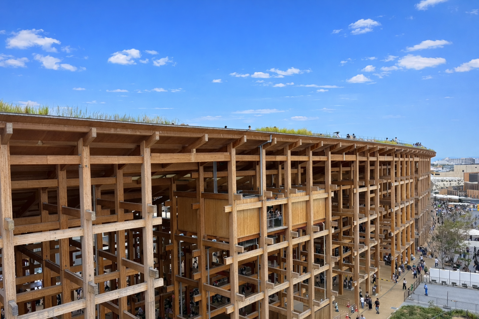 万博リング屋根